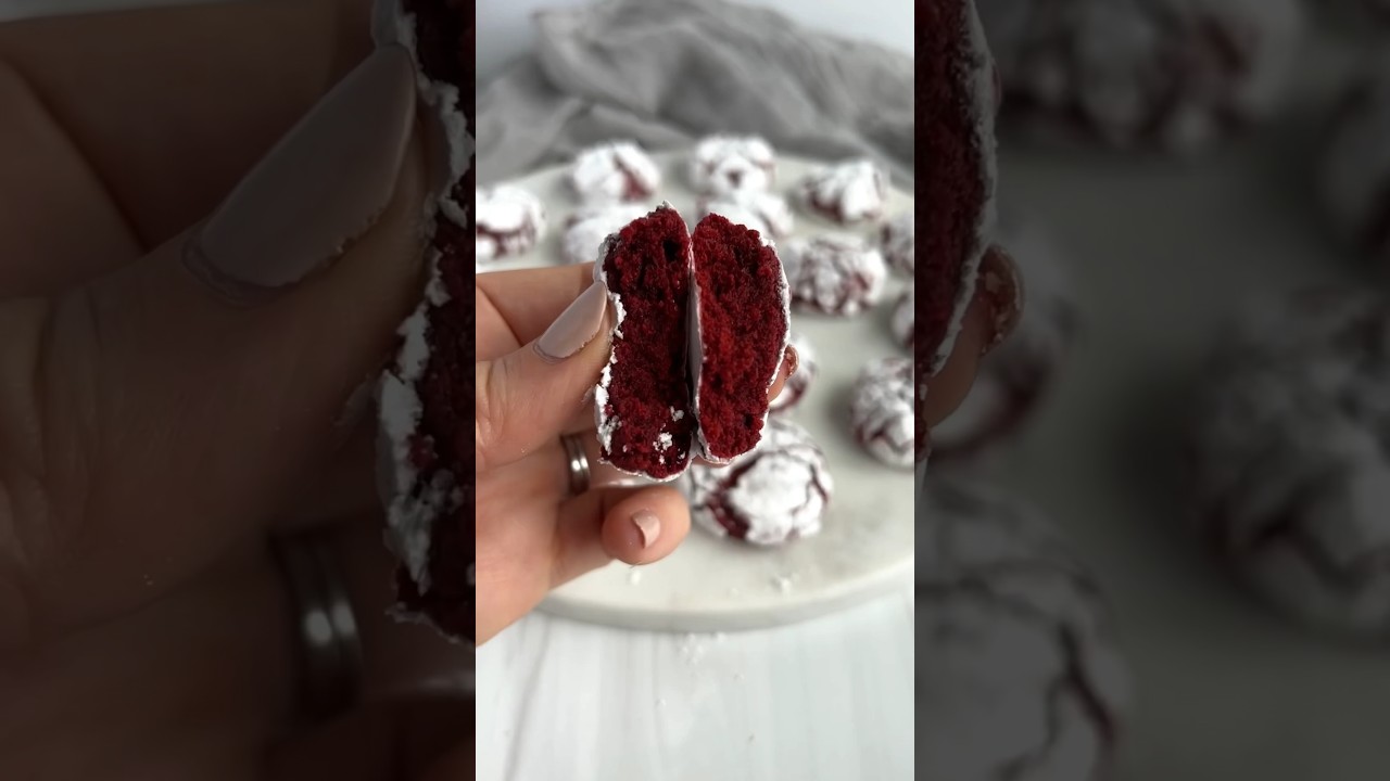 Red velvet crinkle cookies. Recipe on cakemehometonight.com! 