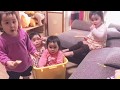 四つ子の昼下がり