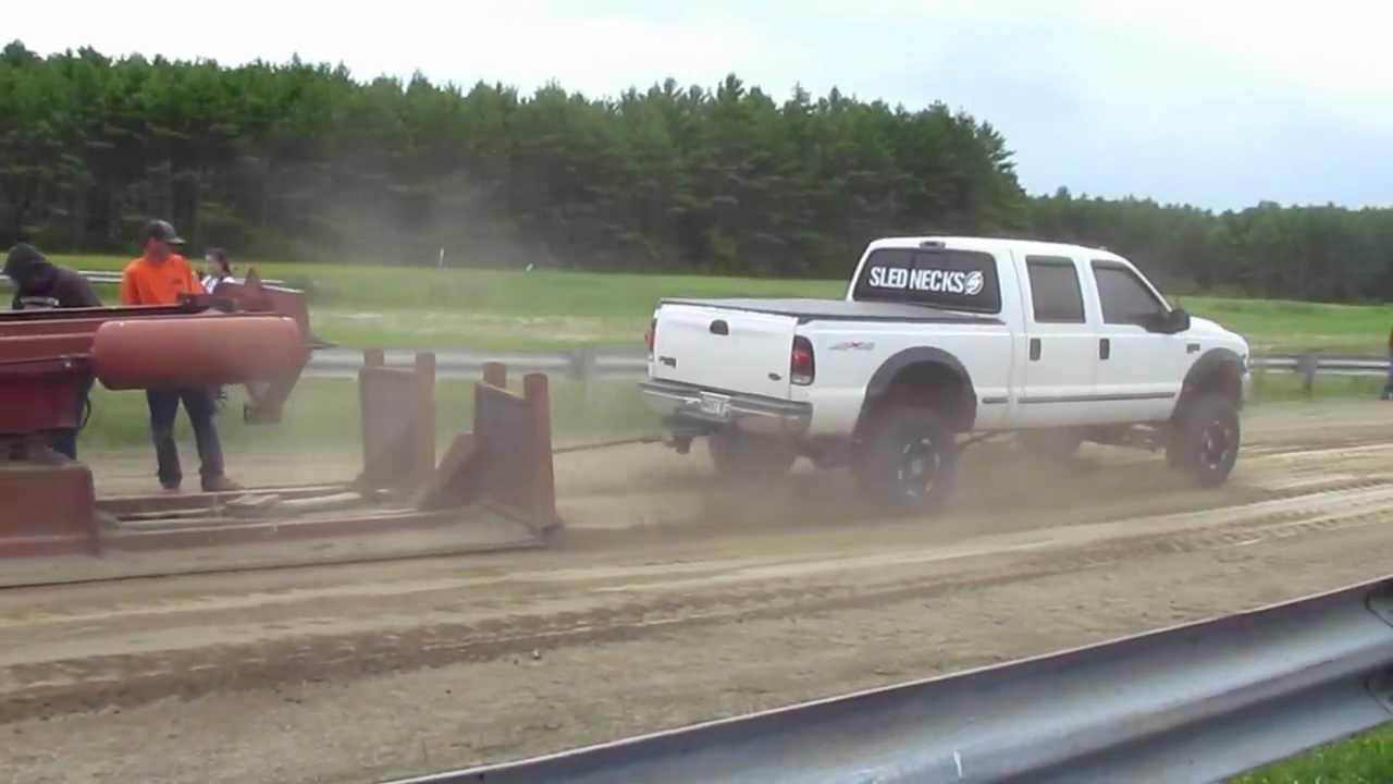 Heavy Duty Ford F250 Truck Pull - YouTube