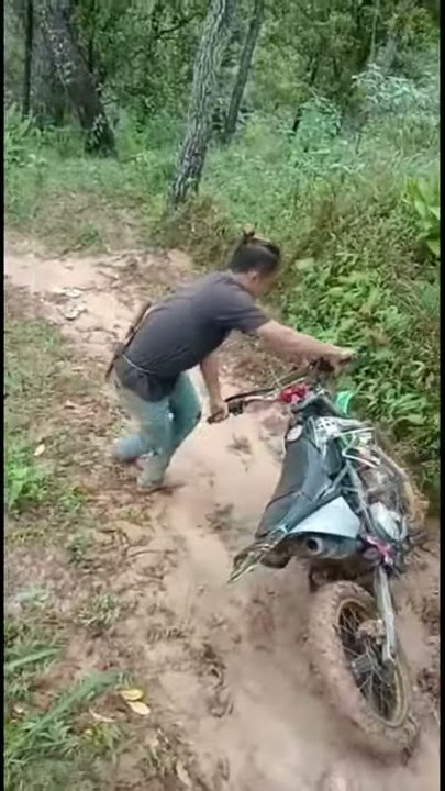 Story wa Trail Lucu