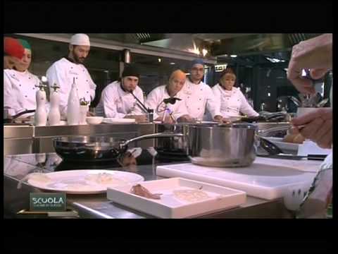 La Scuola - Cucina di classe 1. Il mare - Chef Moreno Cedroni ... La Scuola - Cucina di classe 1. Il mare - Chef Moreno Cedroni ...
