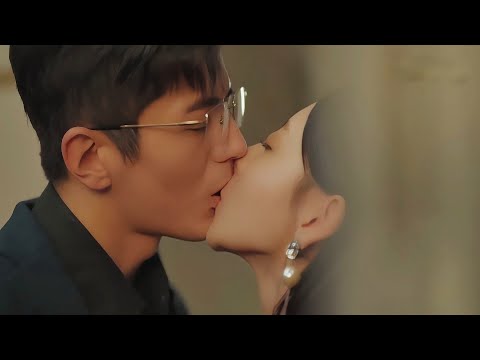 性張力拉滿！宴會上心機女給灰姑娘下藥，豈料踢到鐵板！霸總震怒：動她，你找死吧！#cdrama #爱情 #伦理 #短剧 #熟悉的她