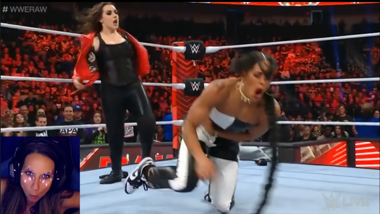 WWE Raw Nikki Cross JOINS Damage CTRL 11/7/22