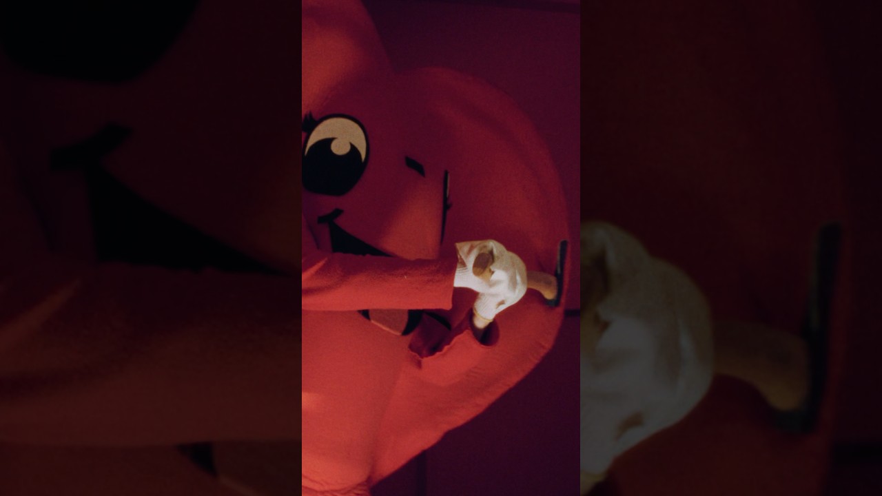 フォーリン - Music Video
