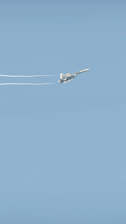 Su-35 Flanker Performs Cobra Maneuver and Takes Down A 10 Warthog!