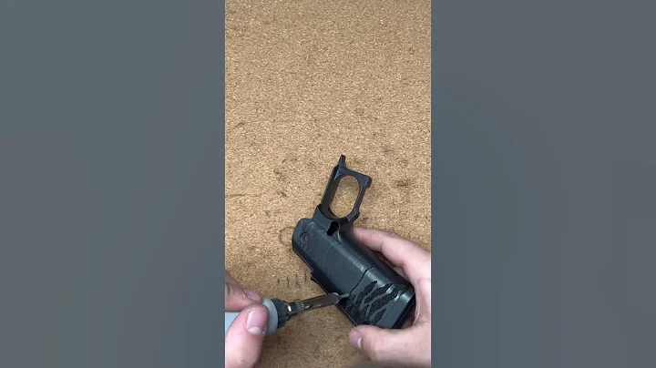 Airsoft Hi capa CowCow grip stipple! #airsoft #hicapa #fake #satisfying