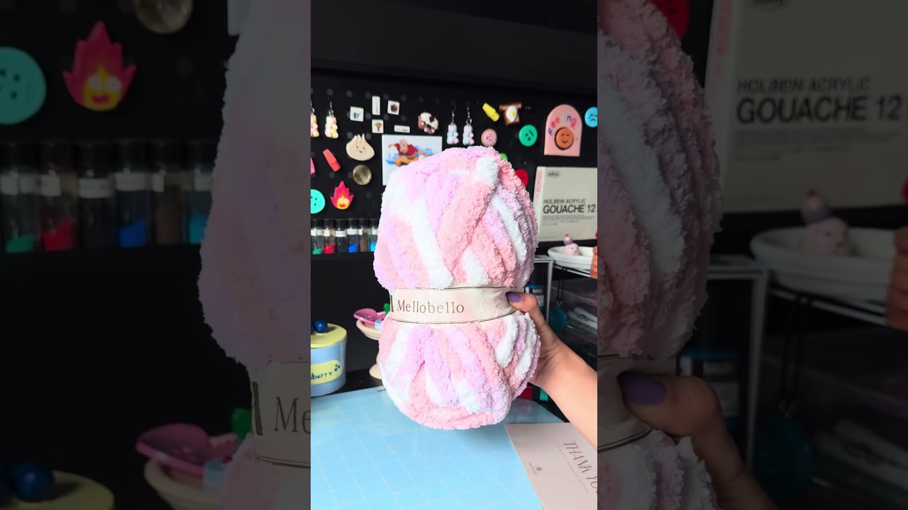 Make a chunky yarn blanket with me #diy - YouTube