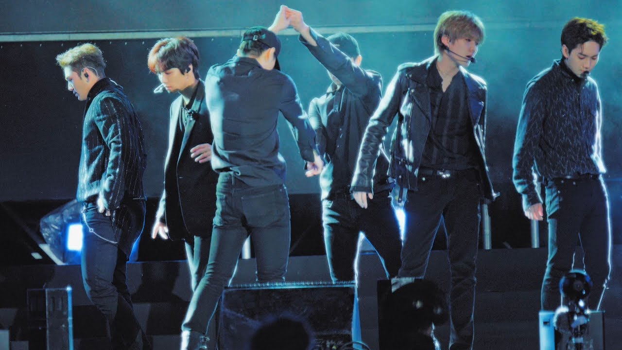 뉴이스트W (nu'est W) -데자부 (Dejavu) @181021 BOF 원아시아 파크콘[4k Fancam/직캠] By TheGsd