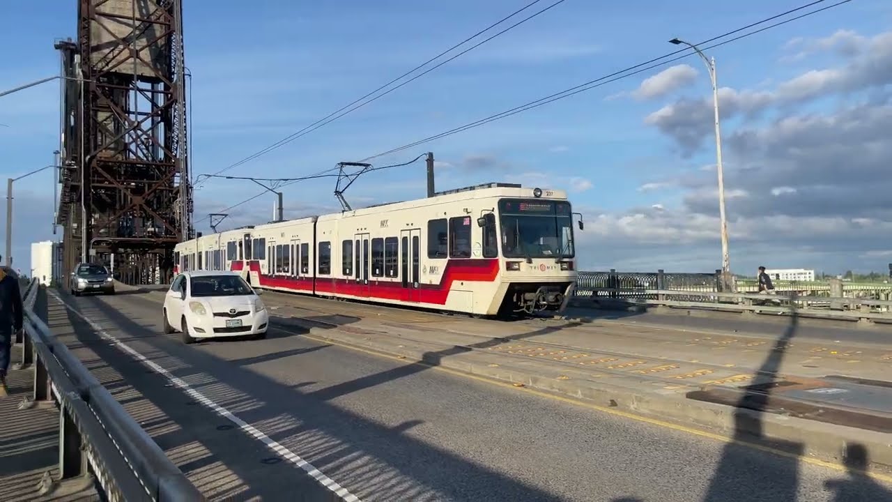 TriMet MAX Light Rail Trains Across the Steel Bridge - Portland