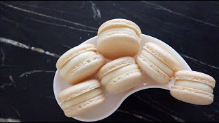 almond french macarons | quarantine desserts