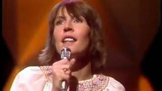 Don't You Mess With a Woman  HELEN REDDY