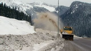 Highway Thru Hell: A Big Plowing Job
