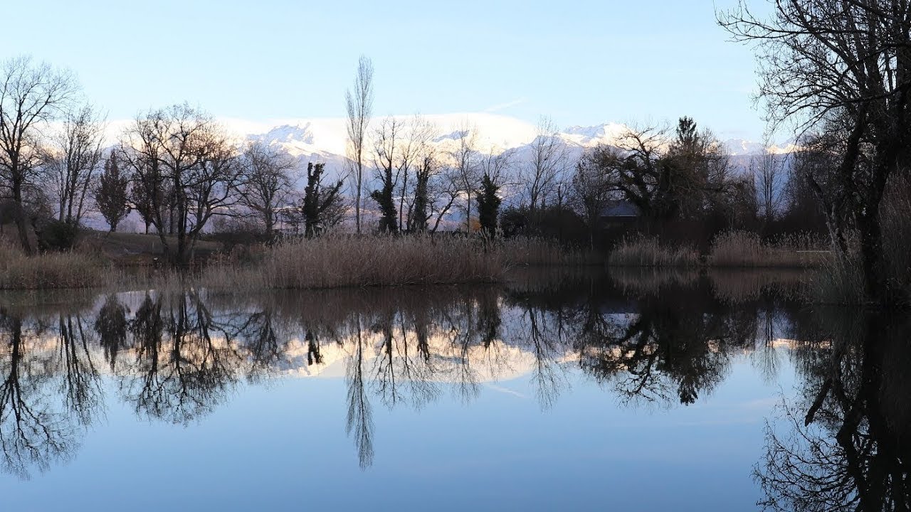 Les Marches Le lac Saint André Savoie Rhône Alpes YouTube Les Marches Le lac Saint André Savoie Rhône Alpes YouTube