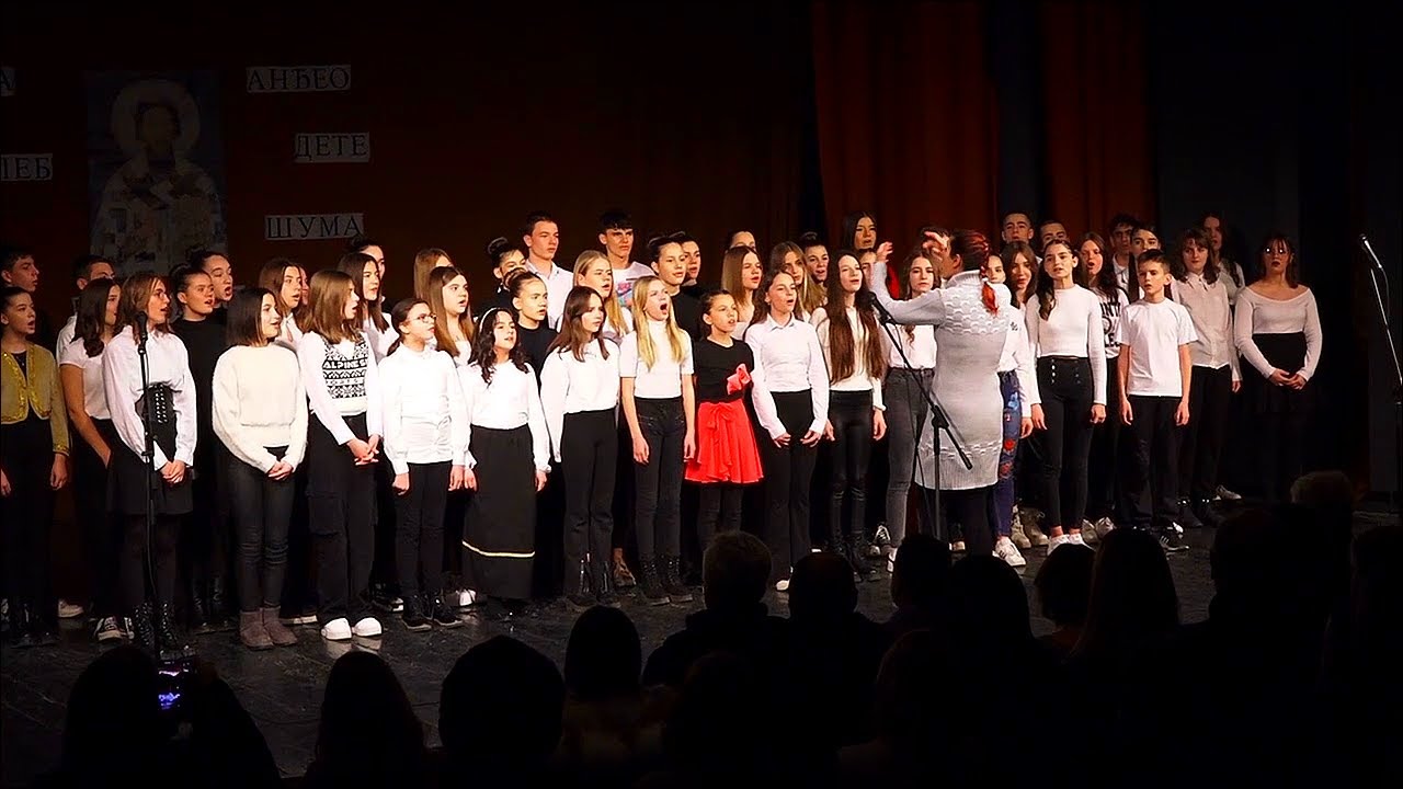 Osnovna škola Pinki proslavila Savindan