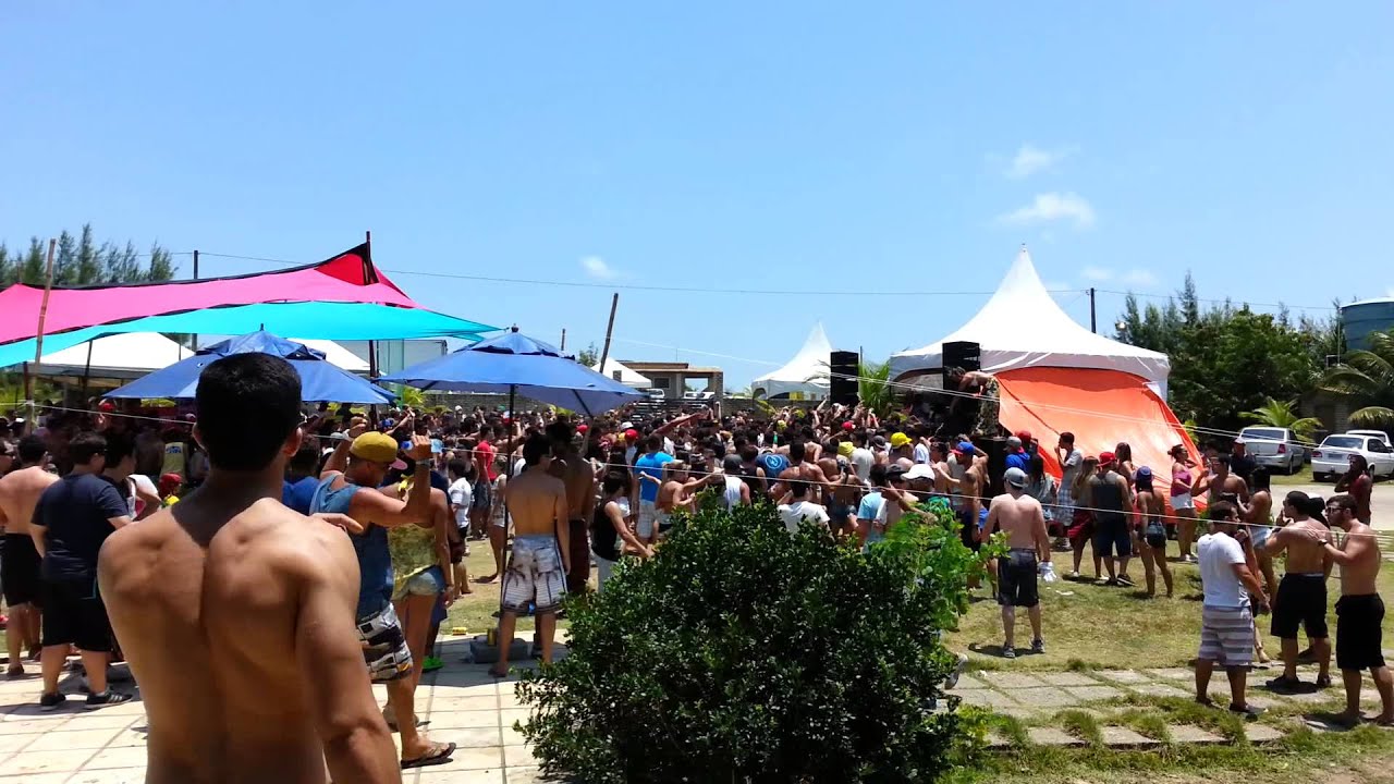 Crazy Rave In Brazil YouTube Crazy Rave In Brazil YouTube