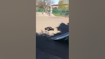 Arrma outcast 8s exb massive jumps at skatepark!!!! #exb #rc #arrma #jumps #outcast