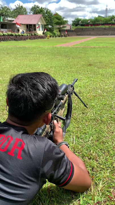 ZEROING senjata Sniper BRIMOB LSR-CYCLONE #menembak #brimob #indonesia #shorts