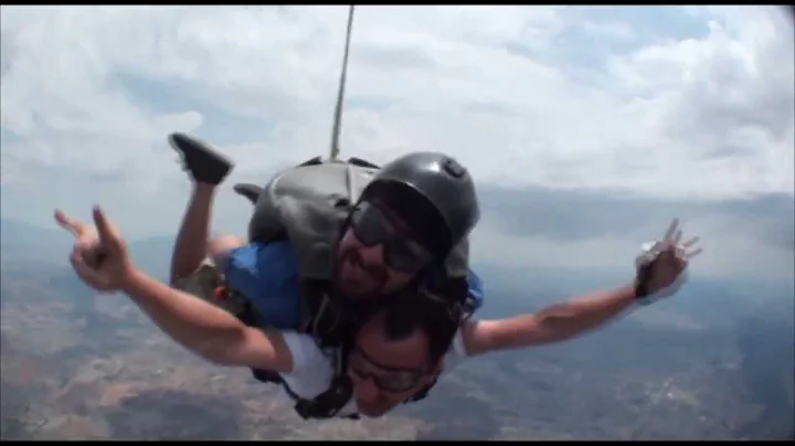Benjamin Francois SKYDIVES!!!!