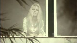Brigitte Bardot - La Madrague (Music Video) chords