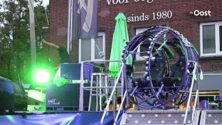 Een nachtmerrie: elastiek kermisattractie schiet los tijdens lancering op kermis Hengelo