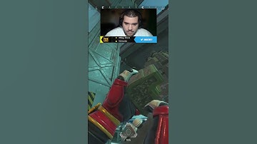 1v3 Is Too Easy! (Apex Legends) #shorts