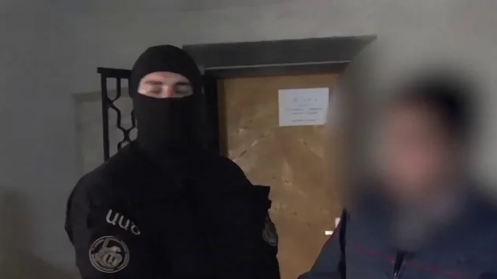 Ոստիկանը բռնվել է կաշառք ստանալու պահին