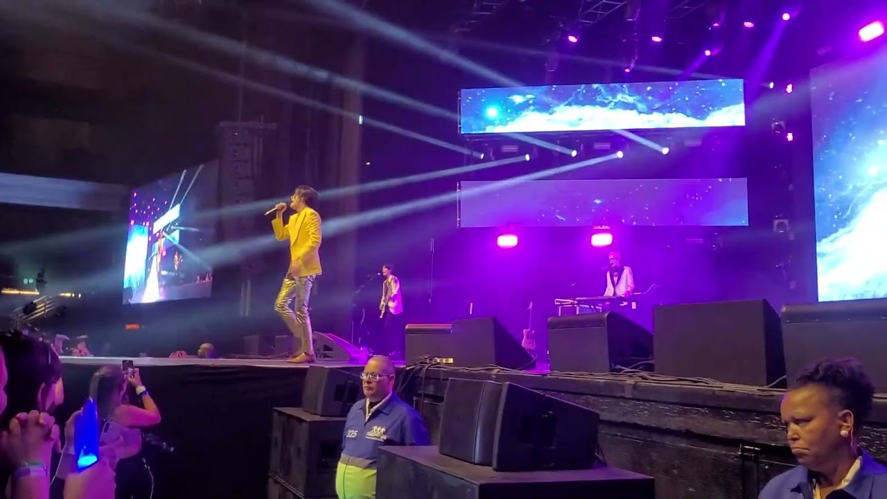 2Z - Asia Star Festival 2023 - Show Completo - YouTube