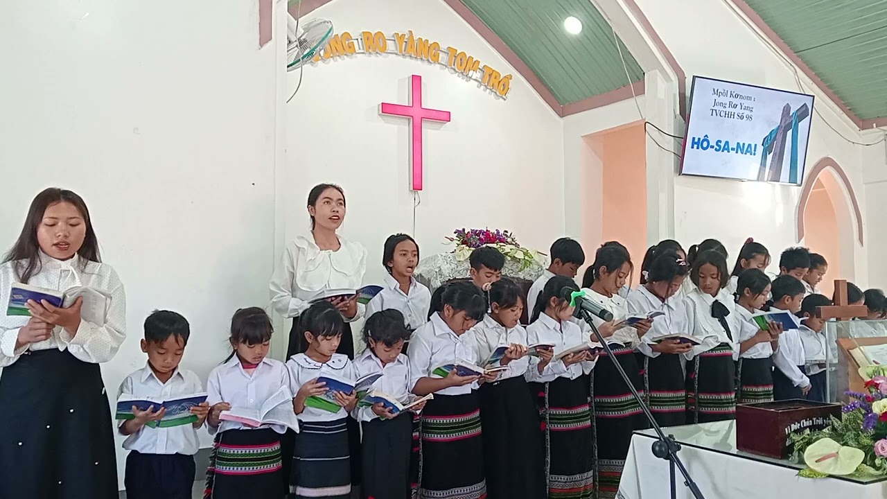 MPÔL KƠNOM JONG RƠ YANG,,,, KHÀ 98,, HÔ-SA-NA !