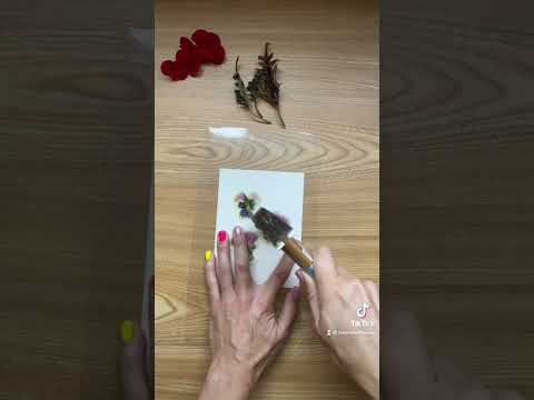 Colour changing print