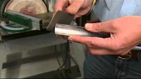 Sharpen Turning Tools using the Trend Credit Card Hone