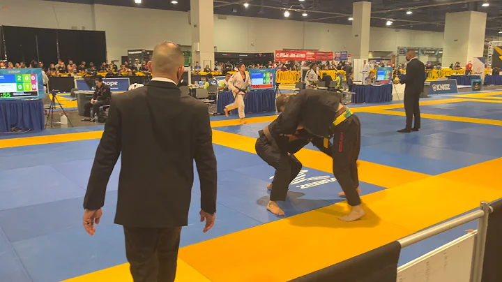 Jared Leblanc vs Bill Grubbe 2021 IBJJF Masters Wo...