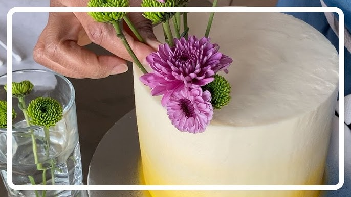 How To Make Floral Bouquet In A Food Safe Way- Rosie's Dessert Spot 