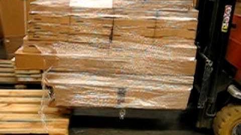 RollerForks® handling corrugated IKEA pallets.avi