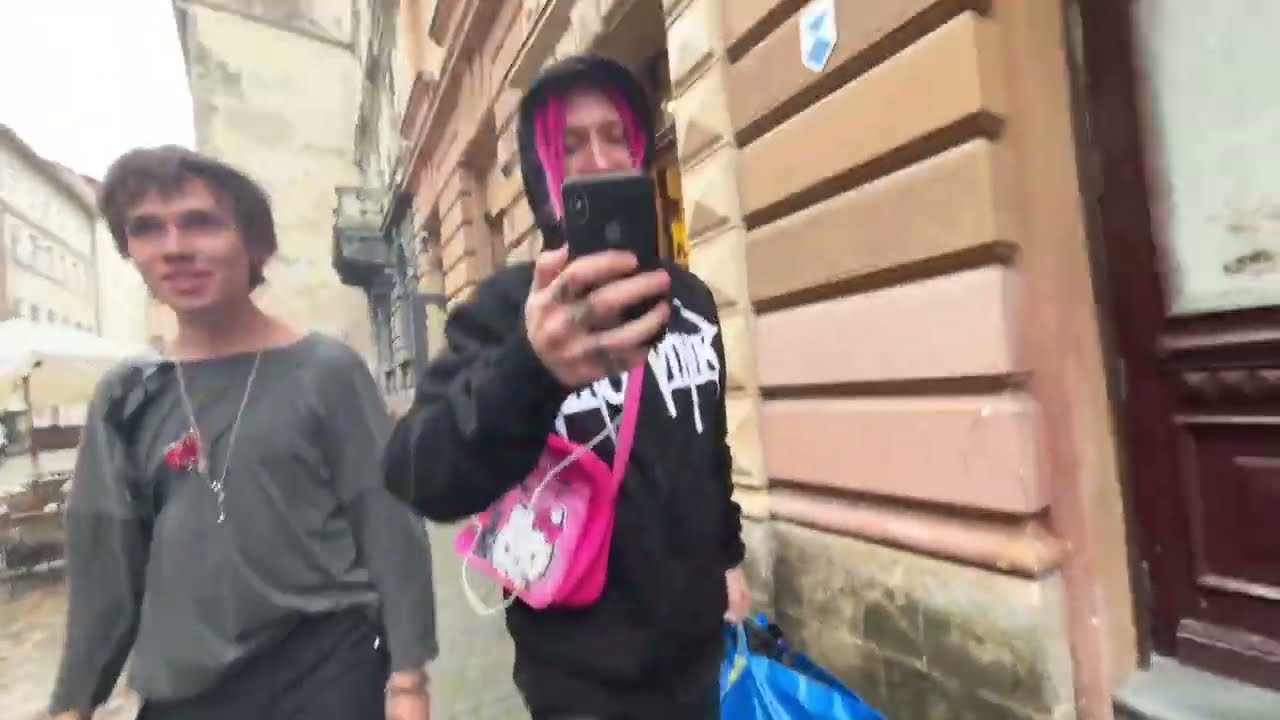 SEMMYX ГУЛЯЄ З КЛОННЕКСОМ