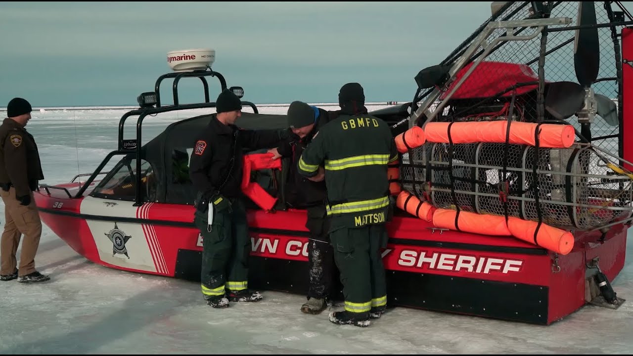 34 People Rescued From Lake Michigan Ice Flow