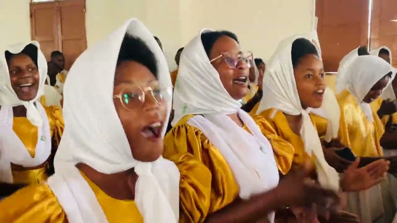 Coro Rei David- Uíge