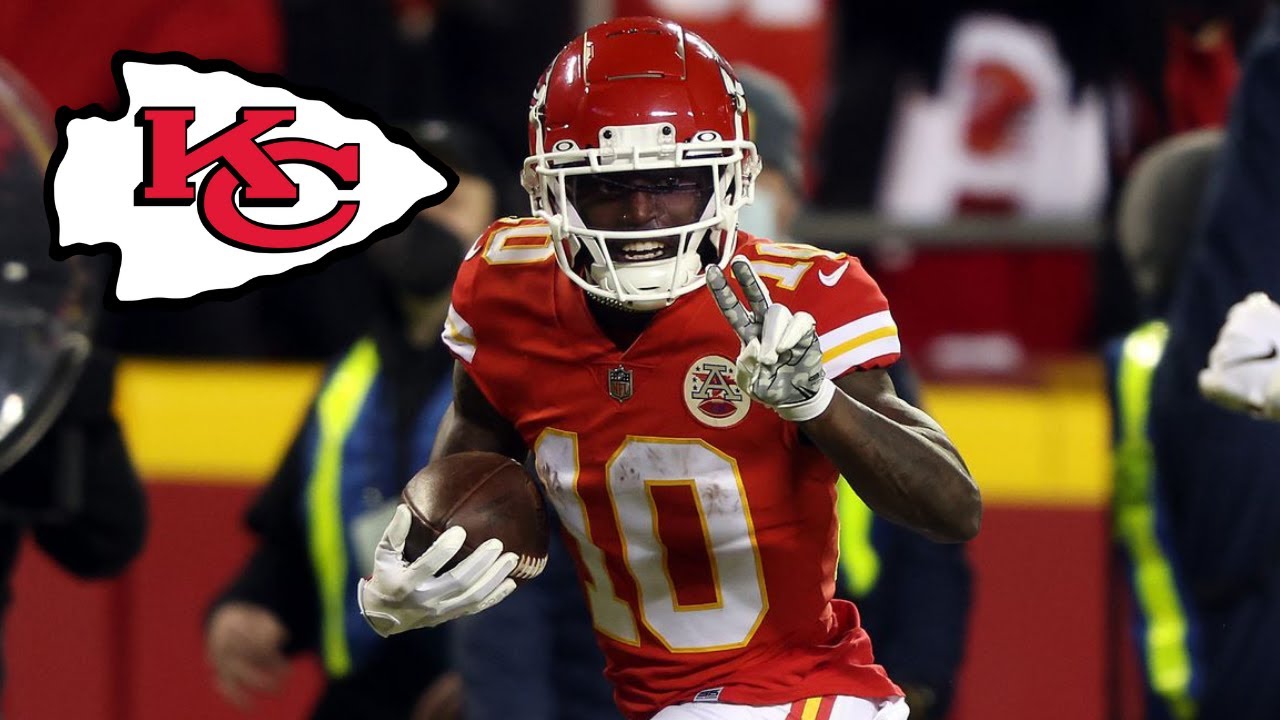 Kansas City Chiefs add a WR, sign Marquez Valdes-Scantling to ...