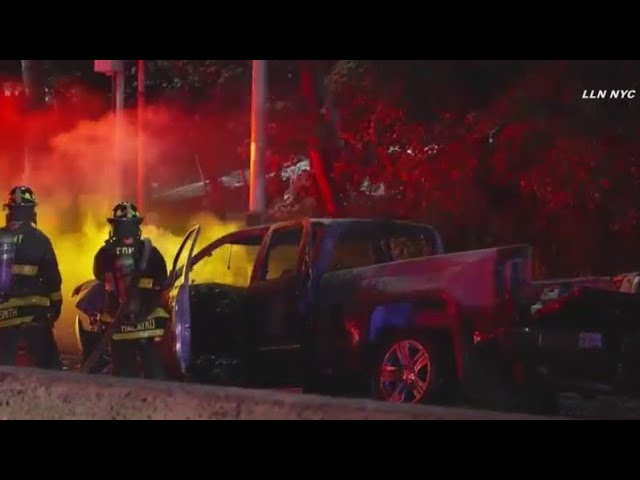 2 dead in crash on NYC's Henry Hudson Parkway: police - YouTube