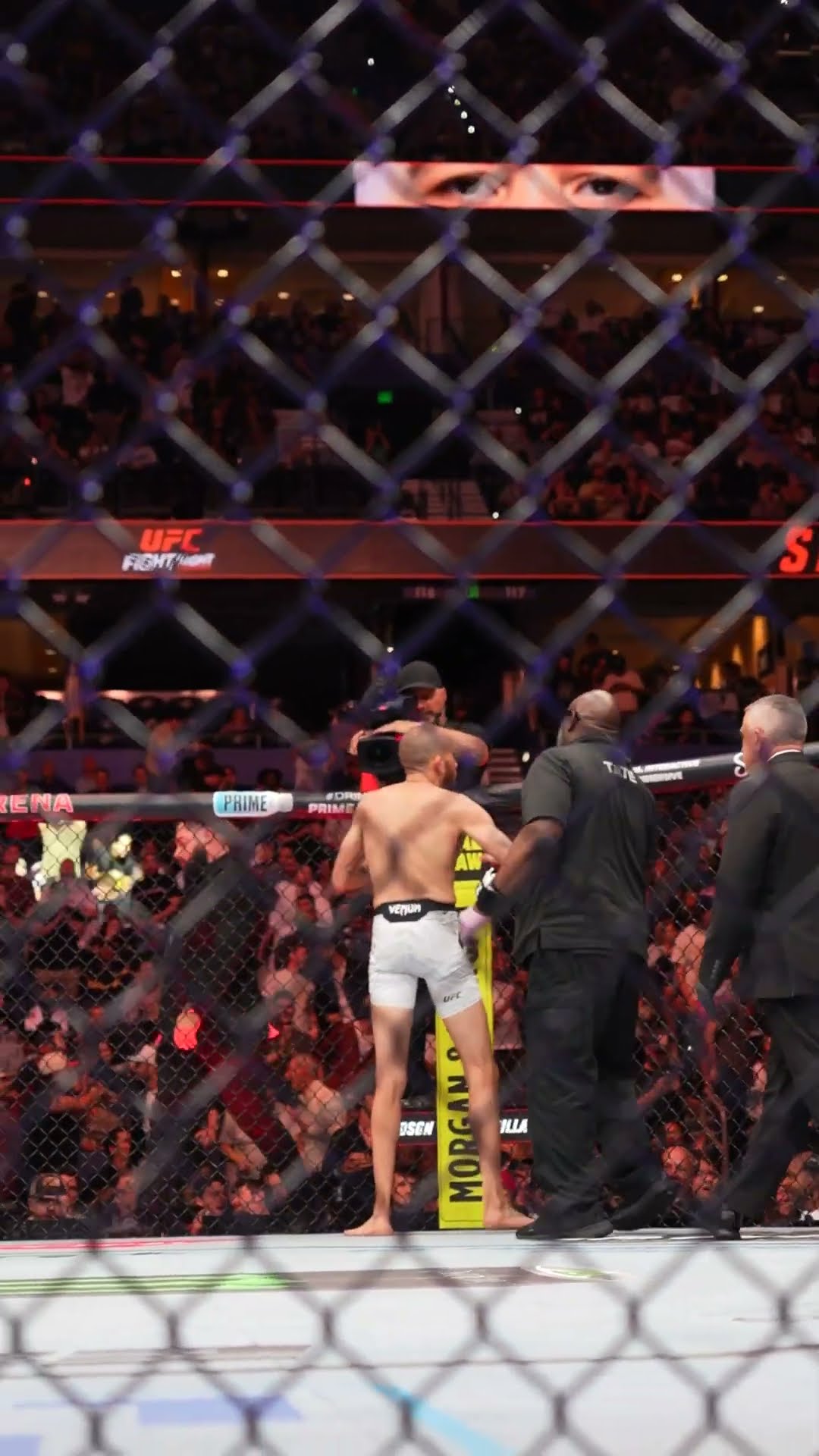 Sean Woodson KNOCKS OUT Fernando Padilla ? #ufctampa