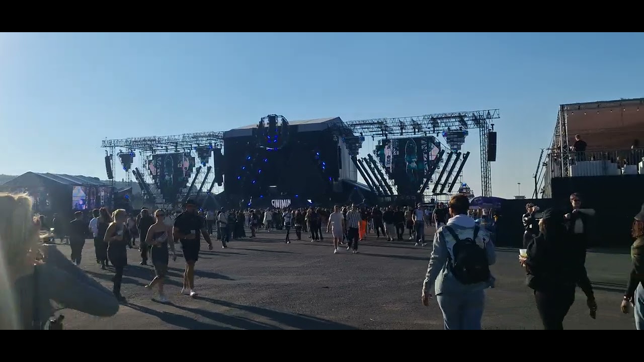 Ultra music festival - YouTube