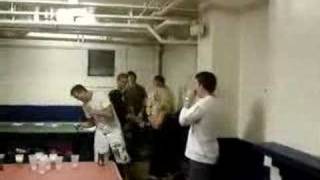 Girl Kicks Boy From His Face Kenara Değil Tam Ortaya