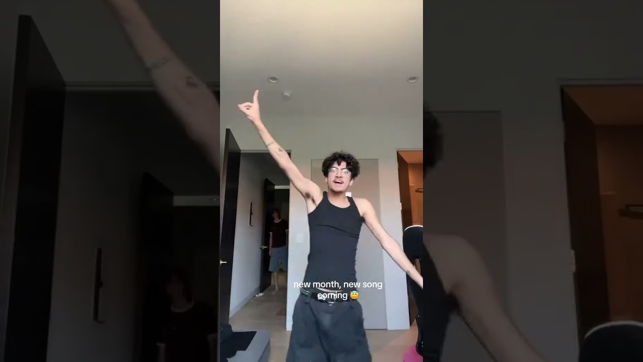 Obejrzyj ericdoa - dancinwithsomebawdy (unreleased snippet) (2023) w YouTube Obejrzyj ericdoa - dancinwithsomebawdy (unreleased snippet) (2023) w YouTube