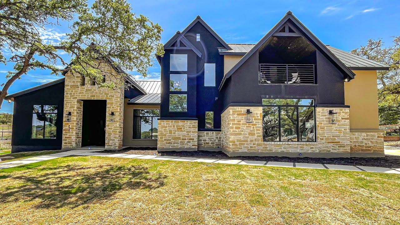 CUSTOM LUXURY MODEL HOME TOUR NEAR SAN ANTONIO TEXAS 4 BED 4.5 BATH