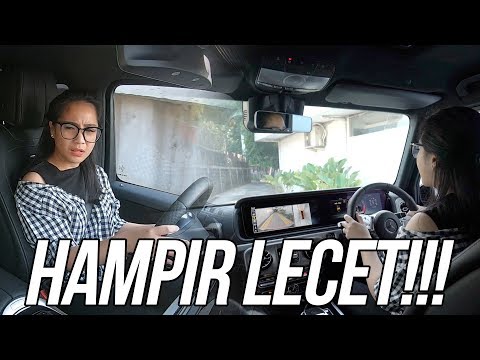 RAFFI GA TAU NAGITA BAWA MOBIL BARU LEWAT JALAN SEMPIT!!