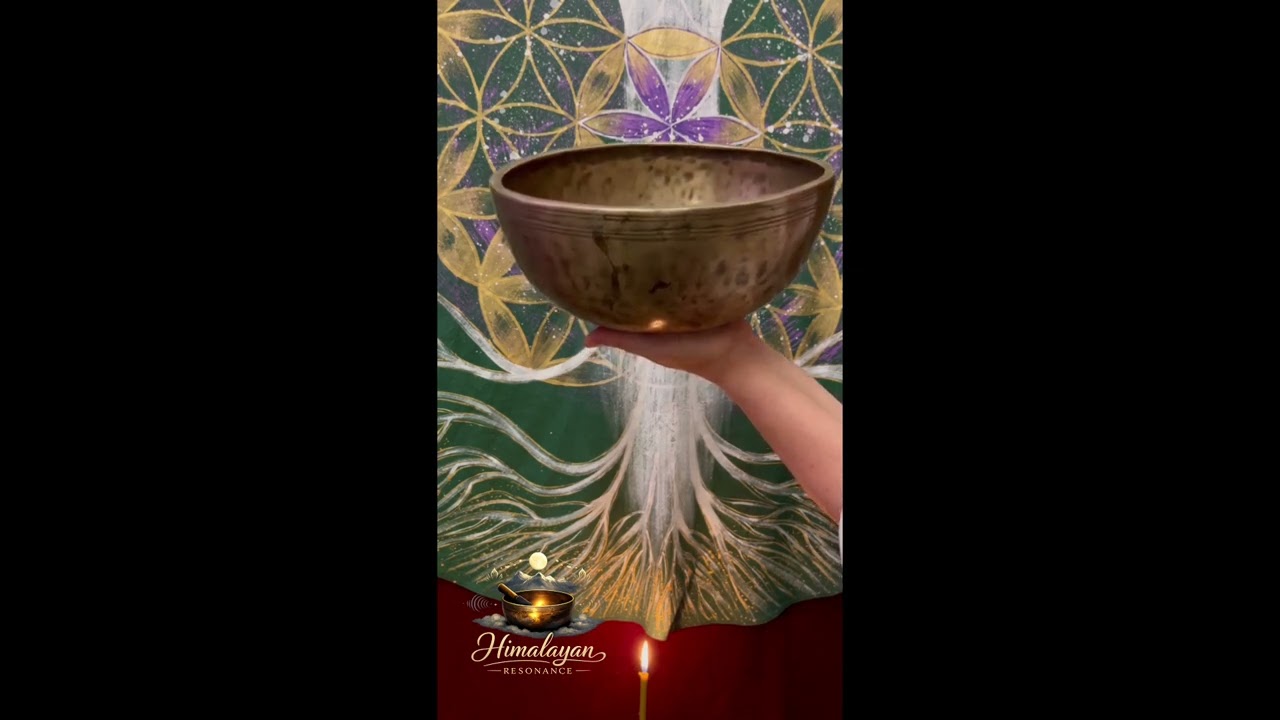 Antique Handcrafted Tibetan Singing Bowl from Nepal | F♯ 3rd Octave | Jupiter Frequency Healing