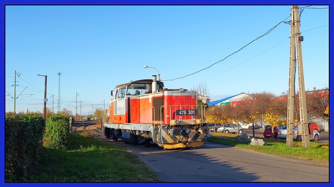 Грузовой поезд до проволочной фабрики в Мишкольце, Венгрия, с дизельным локомотивом M47
