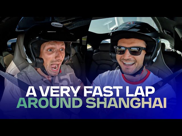 You are trying to slide this! 🤣 | Shanghai E-Prix Track Guide with Jake Dennis and Saunders CB class=
