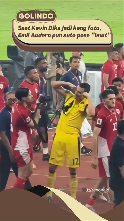 Saat Kevin Diks jadi kang foto, Emil Audero & semua pemain auto pose imut #indonesiavschina #timnas
