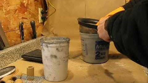 Dampening Fireworks Composition