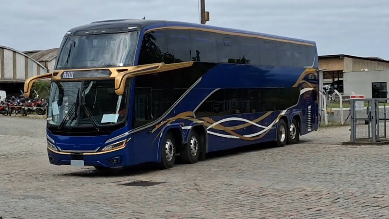Movimento De Ônibus Na Fábrica Da Busscar Com Panorâmico DD Pra Empresa Jaraguá Tour